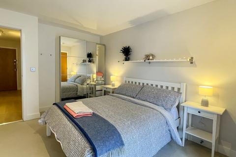 1 bedroom flat for sale, Fairthorn Road, London, SE7