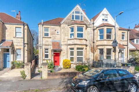 2 bedroom ground floor flat for sale, Henleaze, Bristol BS9