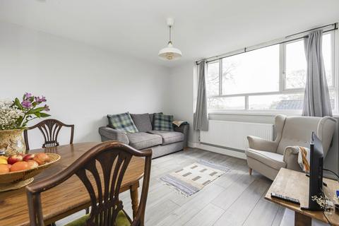 1 bedroom flat for sale, Sunray Avenue, London