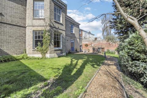 1 bedroom apartment for sale, Northgate Street, Bury St. Edmunds