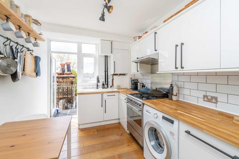 10, Ravensbourne House Arlington Road, Twickenham, TW1 2AX