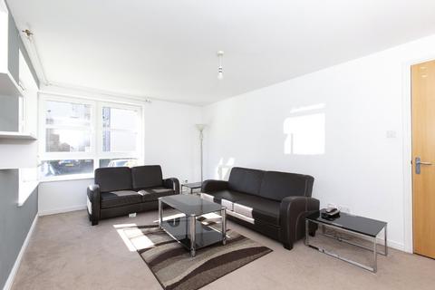 6/3 Bethlehem Way, Edinburgh, EH7 6FB
