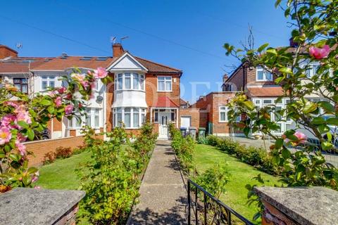 3 bedroom end of terrace house for sale, Ashcombe Park, London, NW2