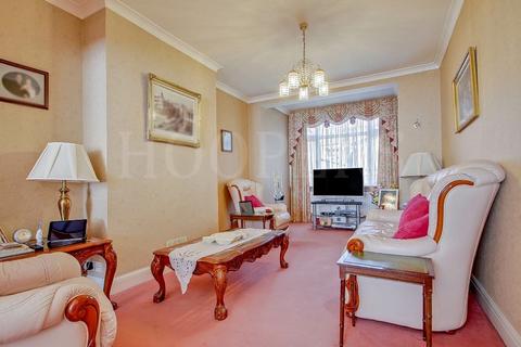 3 bedroom end of terrace house for sale, Ashcombe Park, London, NW2