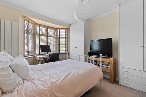 45 Hambrook Road, London, SE25 4HL