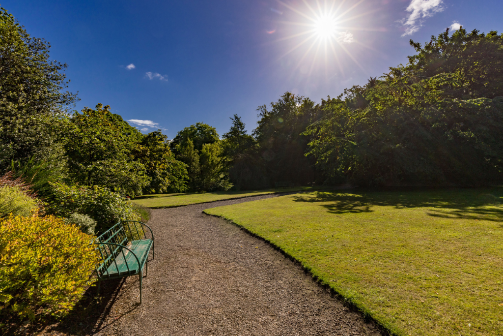 Queen Street Gardens (subject to application)