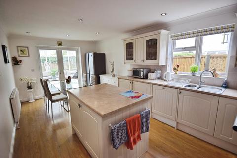 3 bedroom detached bungalow for sale, The Paddocks, Burgh Le Marsh PE24
