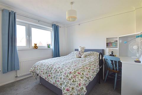 2 bedroom flat for sale, Sutton Place, Bexhill-On-Sea