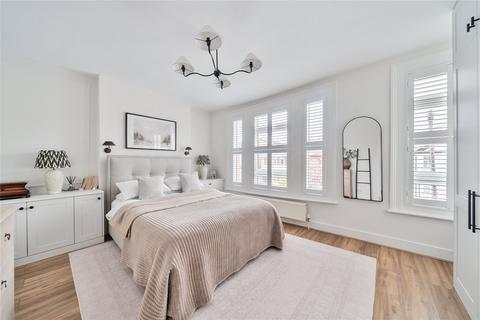 48 Worthington Road, Surbiton, KT6 7RX