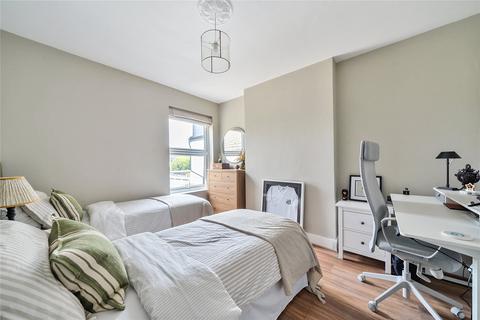 48 Worthington Road, Surbiton, KT6 7RX