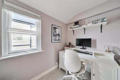 48 Worthington Road, Surbiton, KT6 7RX