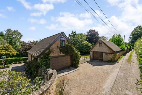 4 bedroom detached house for sale, Faversham Road, Charing, Ashford, Kent, TN27