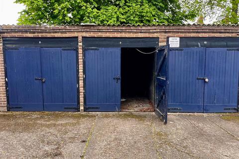 Garage for sale, St Leonards Court, East Sheen, SW14