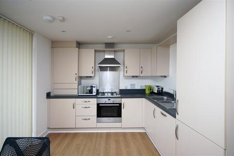 204 Newfoundland Way, Portishead, Bristol, BS20 7PT