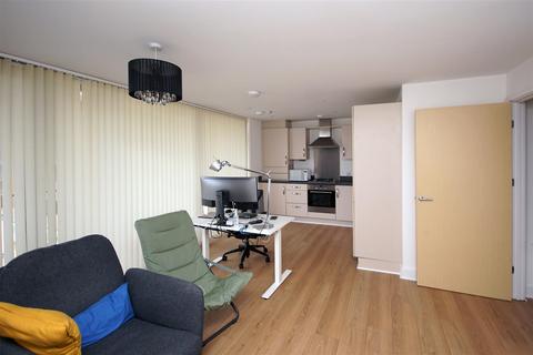204 Newfoundland Way, Portishead, Bristol, BS20 7PT