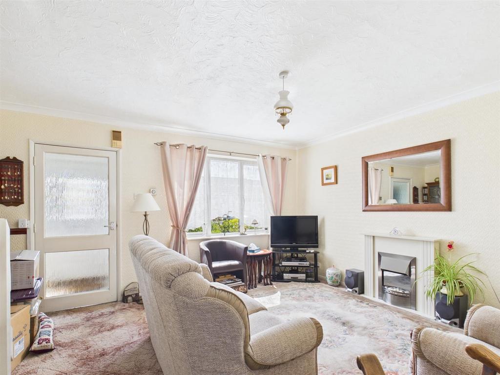 Living Room.jpg