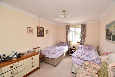 1 bedroom retirement property for sale, Tylers Ride, South Woodham Ferrers