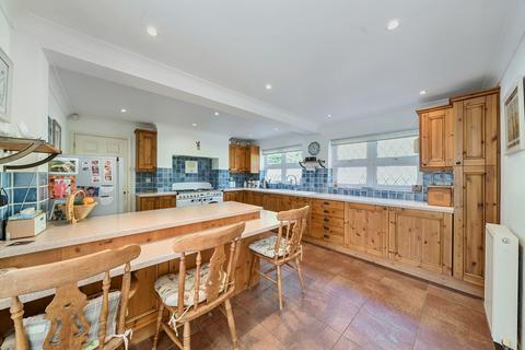 60 Roffes Lane, Chaldon, Caterham, CR3 5PT