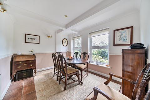 60 Roffes Lane, Chaldon, Caterham, CR3 5PT