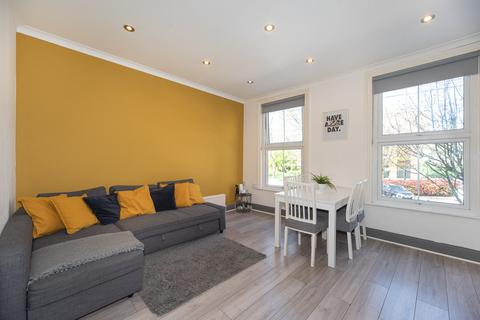 3 bedroom apartment for sale, Home Road, London, SW11