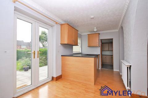 19 Nicholas Road, Widnes, WA8 8ST