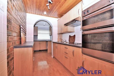 19 Nicholas Road, Widnes, WA8 8ST