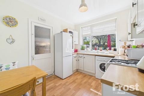 52 Parkfield Crescent, Feltham, TW13 7LD