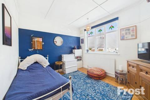 52 Parkfield Crescent, Feltham, TW13 7LD