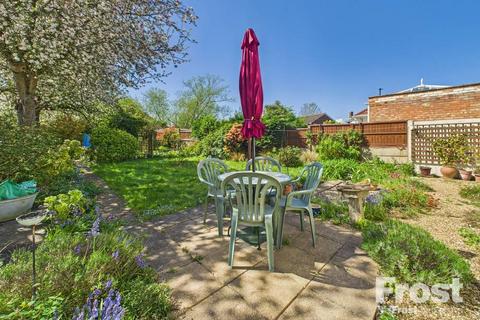 52 Parkfield Crescent, Feltham, TW13 7LD