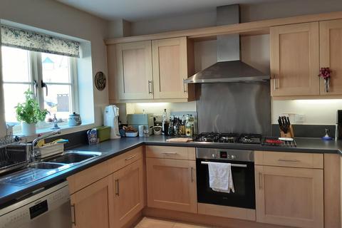 3 bedroom apartment to rent, Riverside Place, Stamford