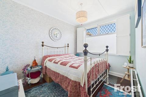 4 Parkfield Crescent, Feltham, TW13 7LA