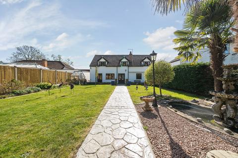 5 bedroom detached house for sale, Church Lane, Wexham