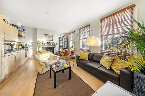 2 bedroom flat to rent, Half Moon Lane, London