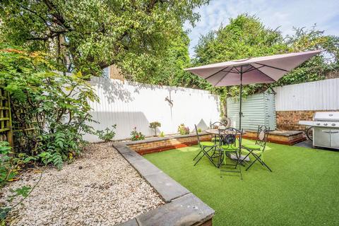 3 bedroom terraced house for sale, Camden Mews, London NW1