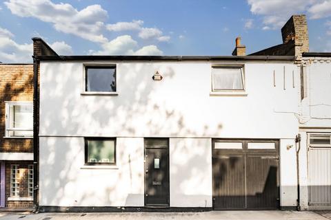 3 bedroom terraced house for sale, Camden Mews, London NW1