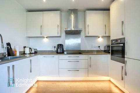 2 bedroom apartment for sale, Waterhouse Avenue, Guinevere Point Waterhouse Avenue, ME14