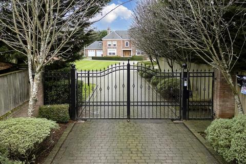 4 bedroom detached house for sale, Park Lane, Swanland