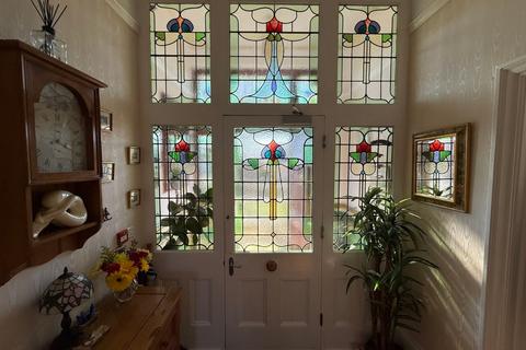 7 bedroom detached house for sale, Park Avenue, Cardigan, SA43