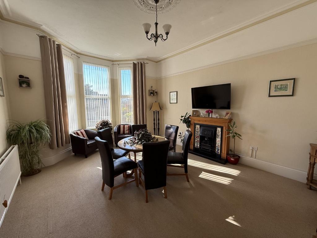 Living Room/Dining Room