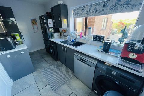 undefined, Camp Hill Road, Nuneaton