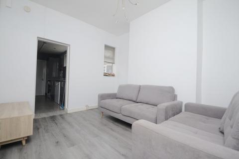 5 bedroom terraced house to rent, Brailsford Road, Manchester M14