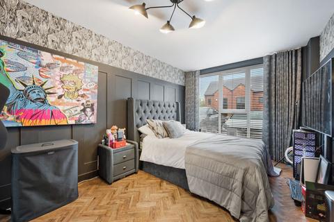 16 Chaddock Hall Drive, Worsley, Manchester, M28 1FD