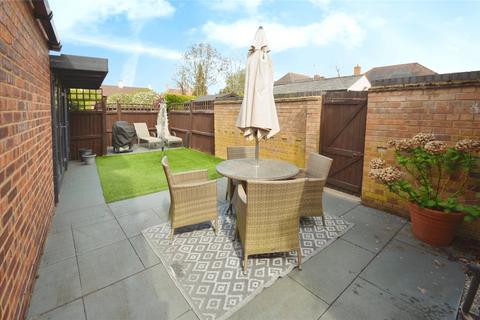 undefined, London Road, Aylesbury HP22