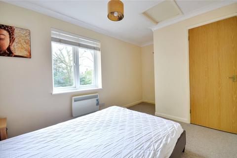 20 Huxley Close, Uxbridge, UB8 3PG