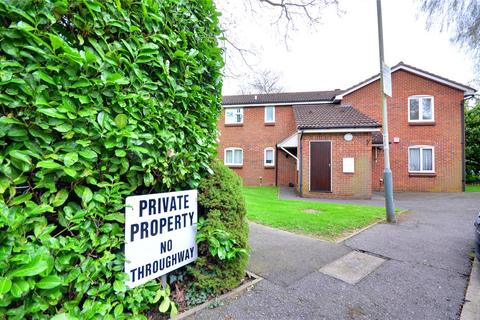 20 Huxley Close, Uxbridge, UB8 3PG