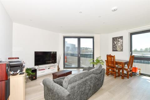 2 bedroom flat for sale, Saunders Park View, Brighton, East Sussex