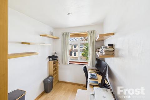 29 Tilstone Avenue, Eton Wick, Windsor, SL4 6NF
