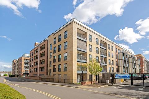1 bedroom apartment for sale, Wave Court, Romford RM7
