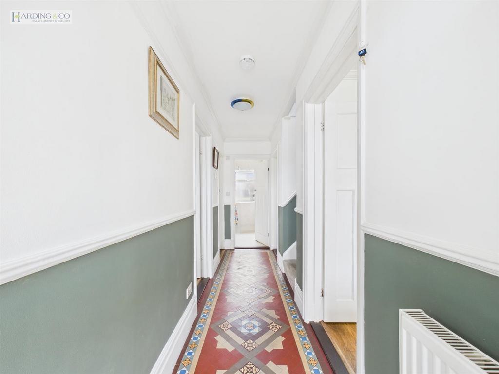 Hallway.jpg