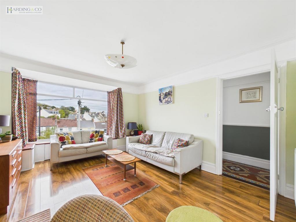 Living  Room ii.jpg